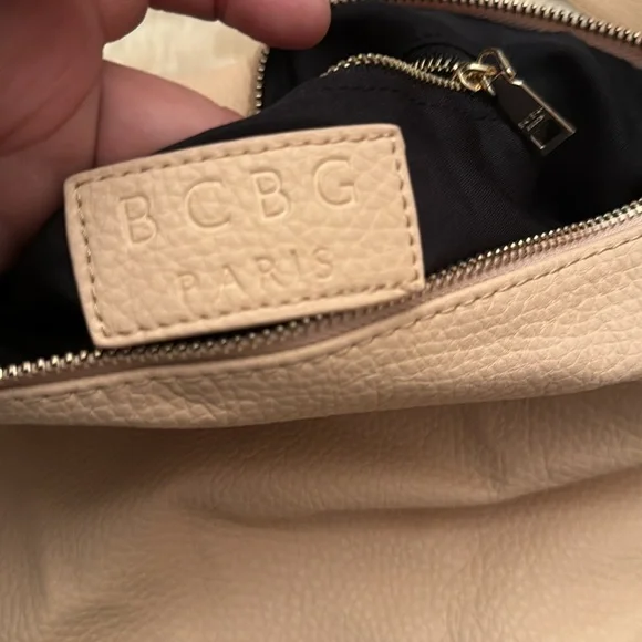 Bcbg cross shoulder purse - Picture 3 of 6